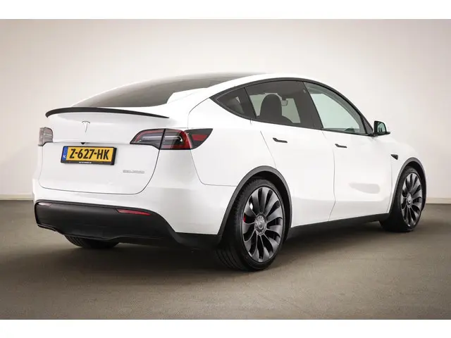 Tesla Model Y Performance AWD 75 kWh SOH 94% | PANORAMADAK | STUURVERWARMING | CAMERA