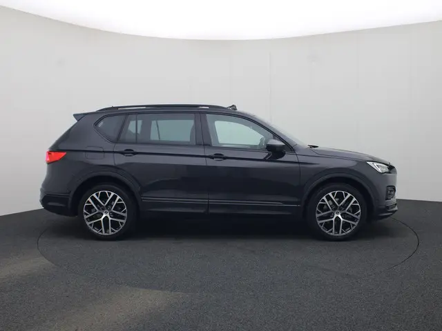 SEAT Tarraco 1.4TSIe-Hybrid 180kW/245P PHEV FR Business Intense · Panoramadak · Trekhaak · Apple/And...