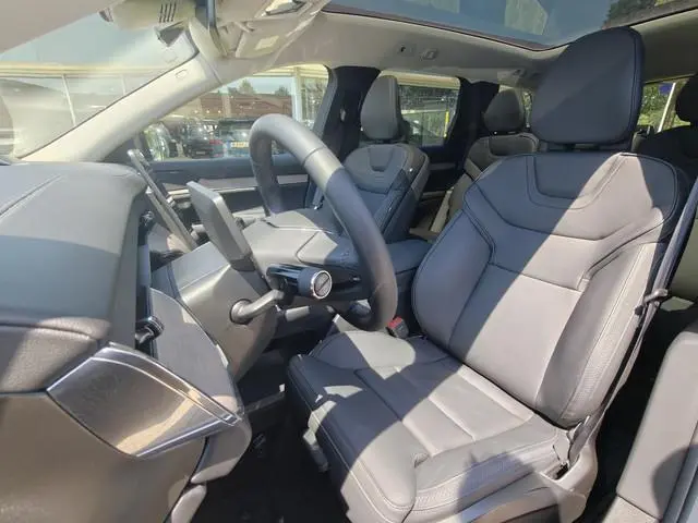 Volvo EX90