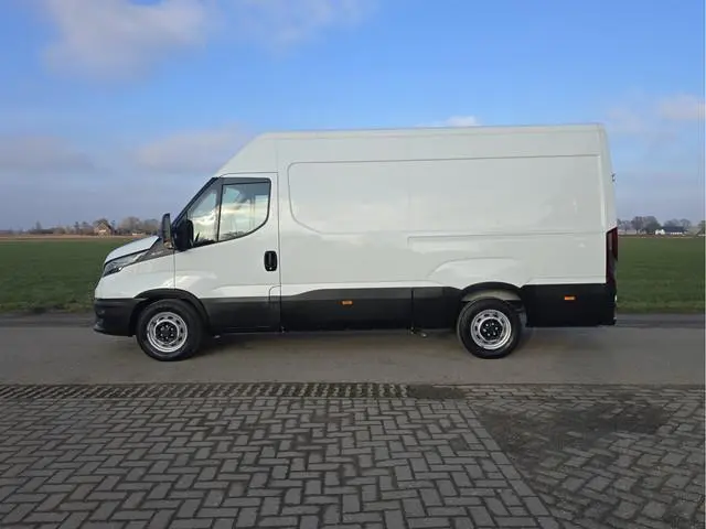 Iveco Daily 35S14V 2.3 352L H2 - 140 Pk - Euro 6 - Airco - Cruise Control