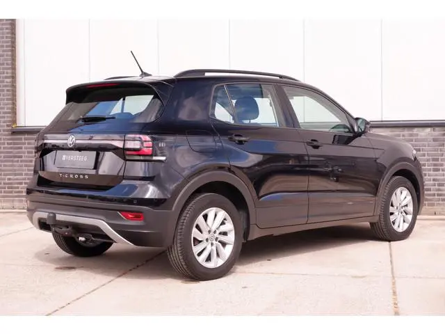 Volkswagen T-Cross 1.0 TSI Life | Trekhaak | Carplay | Camera | Adap. Cruise | PDC | Blind-Spot