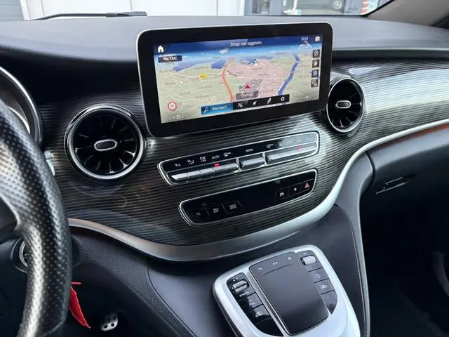 Mercedes-Benz EQV