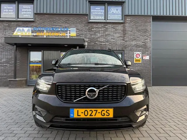Volvo XC40 1.5 T2 R-Design | 1E EIGENAAR | 3/6/12MND GARANTIE | AUTOMAAT | PANO | LED | DAB | CRUISE...