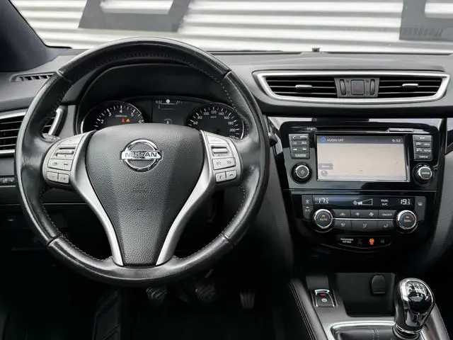 Nissan Qashqai 1.2 N-Connecta 1e Eigenaar|Navi|Pano|360 Camera|Clima|Cruise|PDC|Stoelverwarming|Deal...