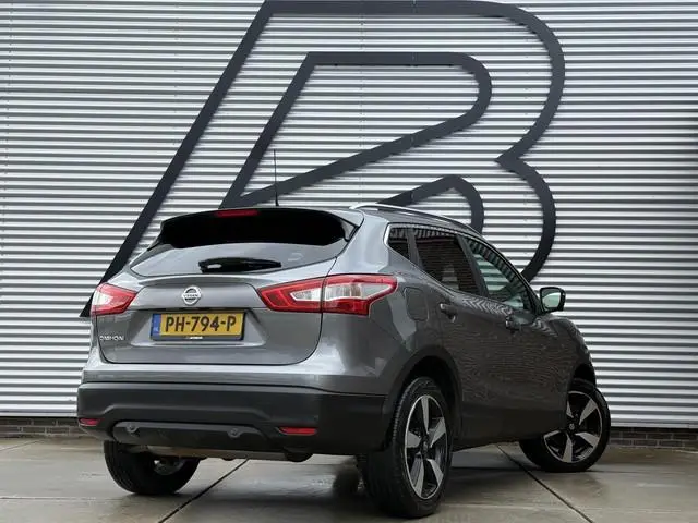 Nissan Qashqai 1.2 N-Connecta 1e Eigenaar|Navi|Pano|360 Camera|Clima|Cruise|PDC|Stoelverwarming|Deal...