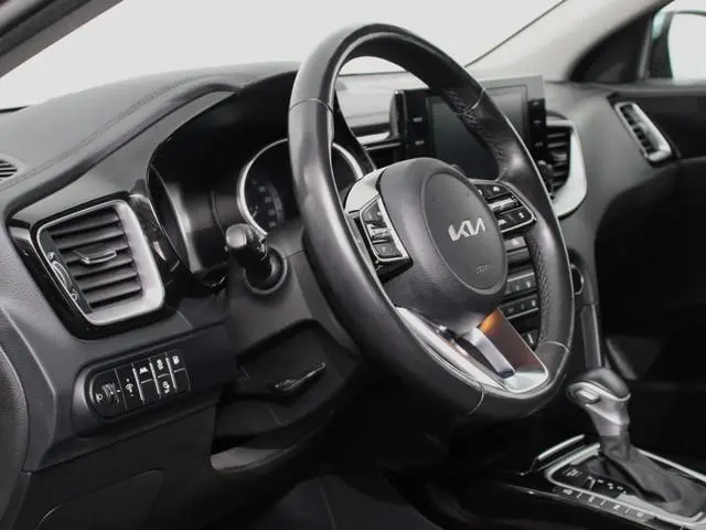 Kia Ceed Sportswagon 1.6 GDI PHEV DynamicLine Climate control Achteruitrijd camera Cruise control Pa...