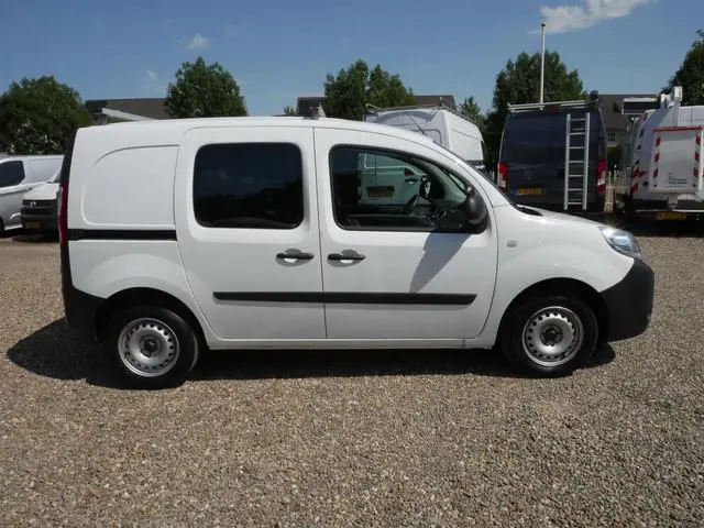 Renault Kangoo 1.5 Blue dCi 80PK Airco L1 Dakdragers