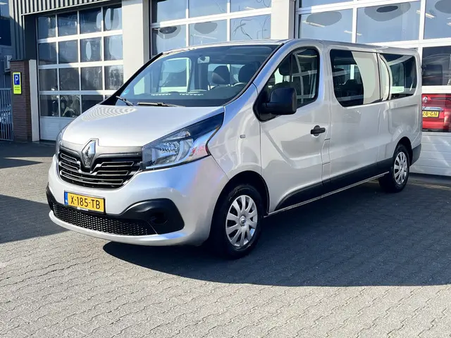Renault Trafic Passenger 1.6 dCi Grand BTW / BPM vrij marge Euro 6 Airco Cruise control Navigatie PD...