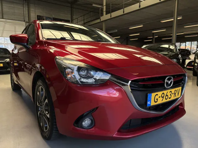 Mazda 2