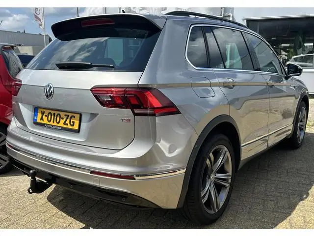 Volkswagen Tiguan 1.4 TSI ACT R-Line Business R 150PK | AUTOMAAT | Elektrische Trekhaak | Adaptive C...