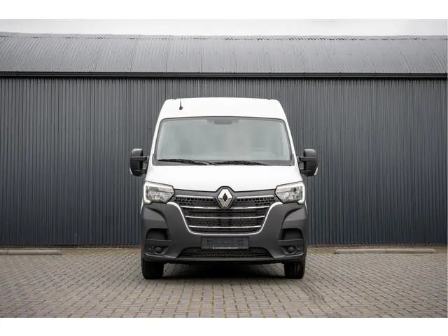 Renault Master Bleu DCI 135PK | L2H2 | Nieuw | Navi | 3-Zits | LED | Cruise | Airco
