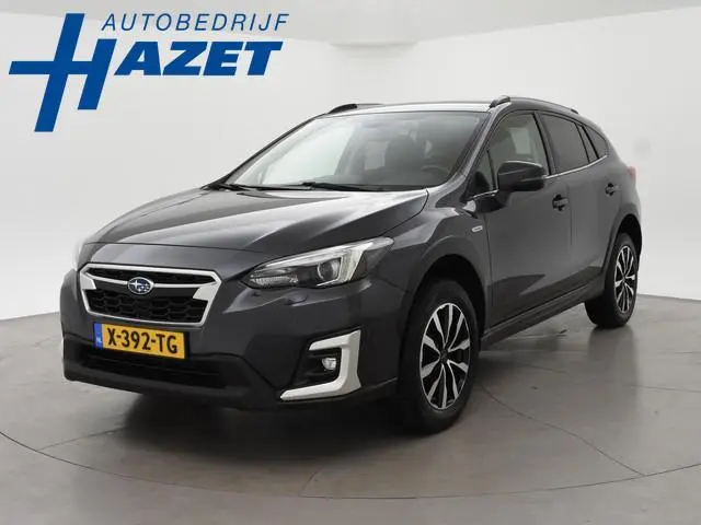 Subaru XV 2.0i e-BOXER AUT. AWD LUXURY + TREKHAAK | CAMERA | ADAPTIVE CRUISE | CARPLAY | STOELVERWAR...