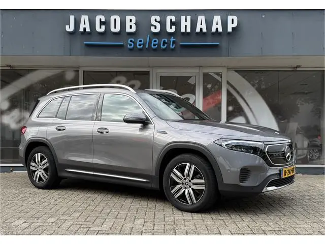 Mercedes-Benz EQB