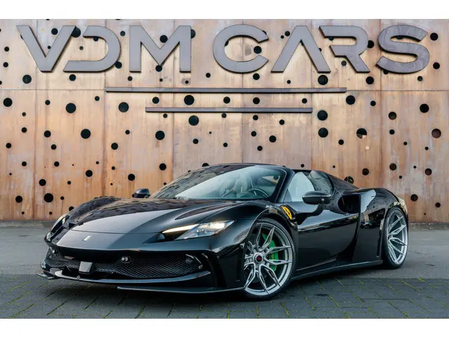 Ferrari 296 GTS 3.0 V6 N-LARGO | 1 OF 15 | Full Carbon | Novitec Widebody | ADAS | Lift | CarPlay |