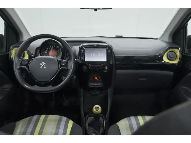 Peugeot 108 1.0 e-VTi Collection TOP! | Elektrisch Vouwdak | Apple Carplay | Climate Control | 15 In...
