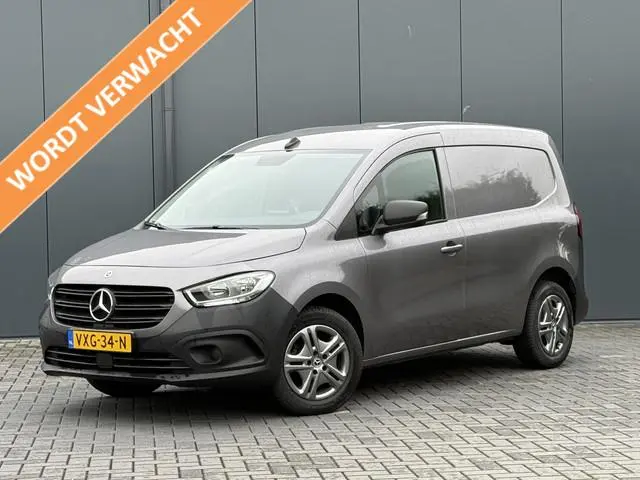 Mercedes-Benz Citan 110 CDI / L1H1 / 1e EIG. / TREKHAAK / CAMERA / CRUISE / AIRCO
