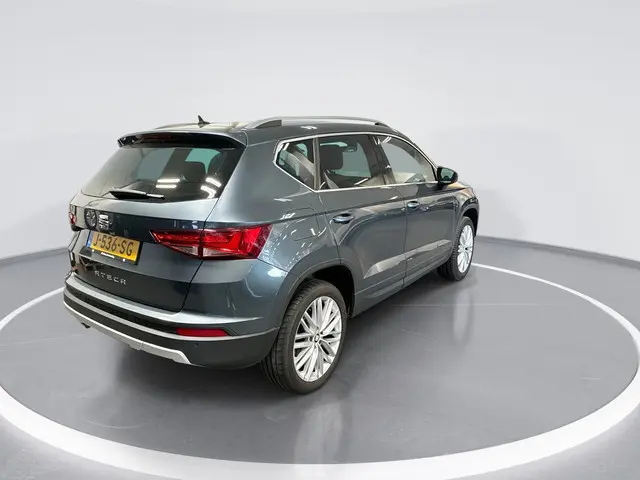 SEAT Ateca 1.5 TSI 150pk DSG FR Business Intense · 360 Camera · Apple/Android Car Play · Keyless · W...