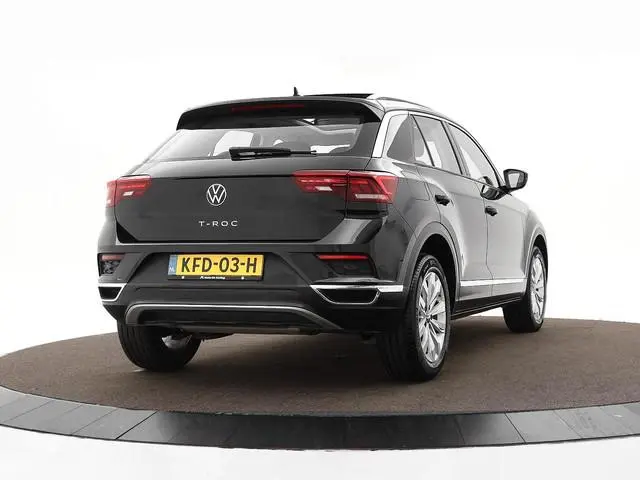 Volkswagen T-Roc 1.5 TSI 150pk DSG Sport · Panoramadak · Camera · Keyless · Apple/Android Car Play ·...