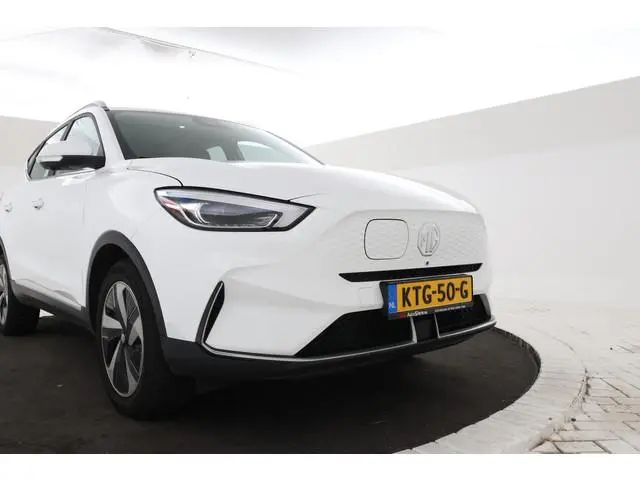 MG ZS EV