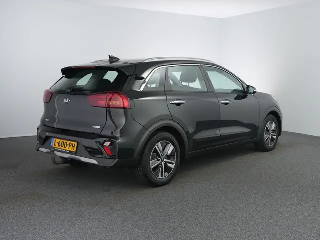 Kia Niro 1.6 GDi Hybrid DynamicLine | Trekhaak | Camera | Cruise |