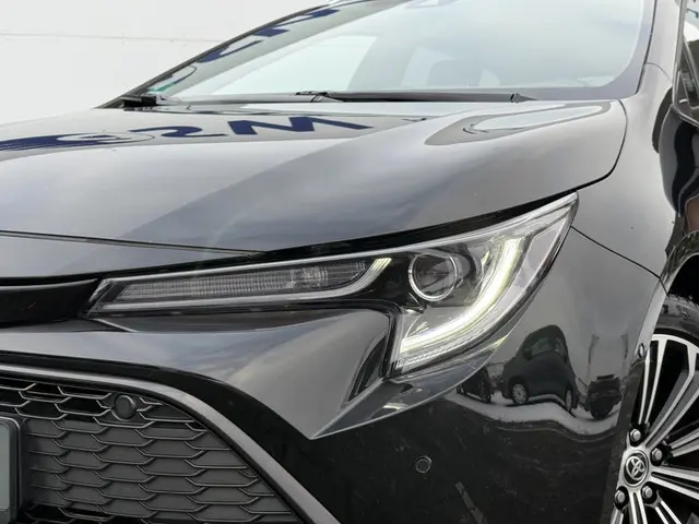 Toyota Corolla Touring Sports