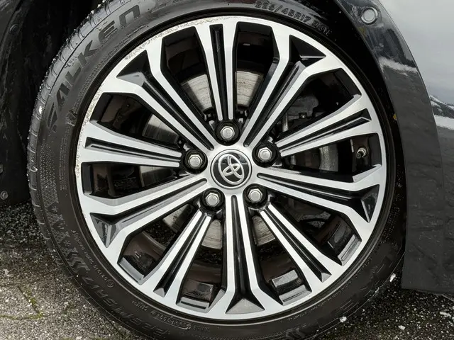 Toyota Corolla Touring Sports