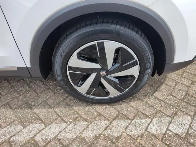 MG ZS EV