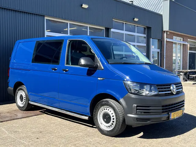Volkswagen Transporter 2.0 TDI L1H1 140pk Btw en Bpm vrij!! Airco Cruise controle Trekhaak 2500kg tr...