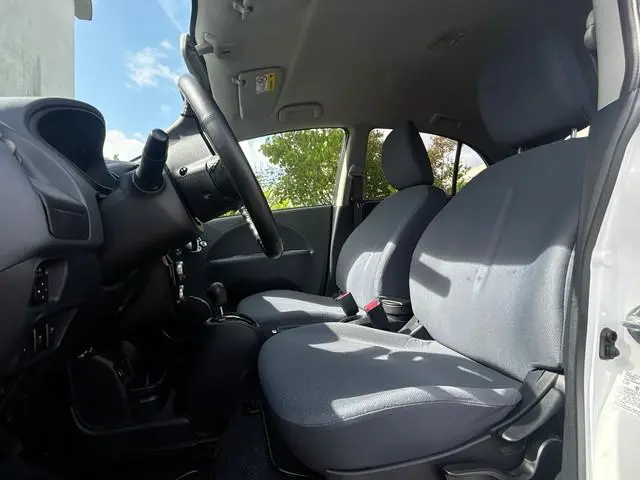 Peugeot iOn