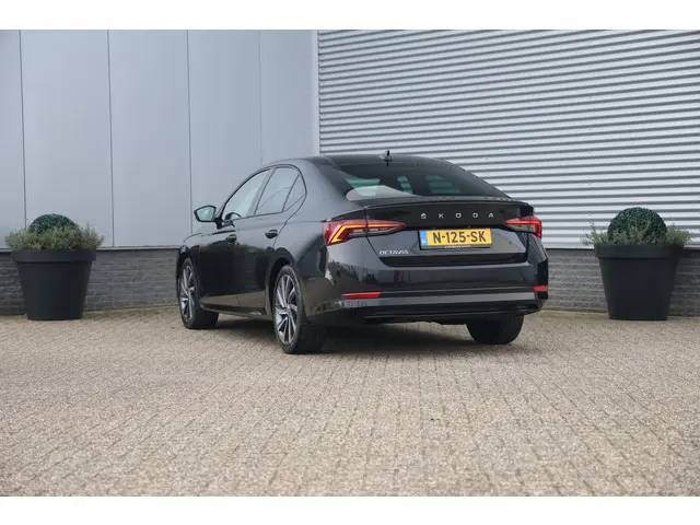 ŠKODA Octavia 1.0 TSI 110PK Sport Black Edition NAP|Sportst|Stuurvw|Virtual|ACC