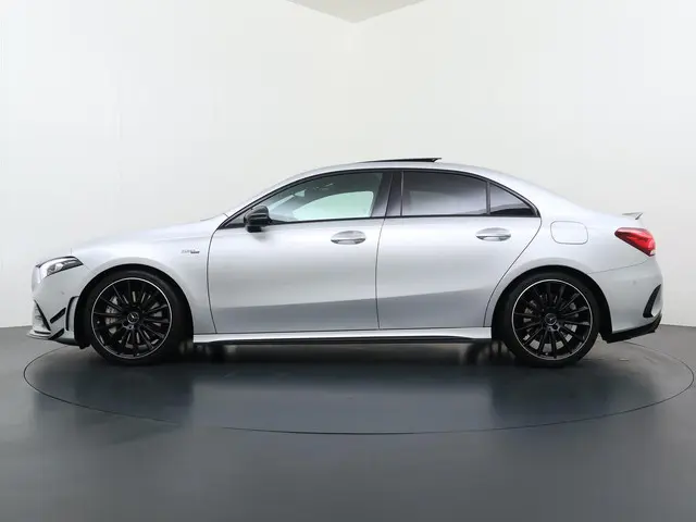 Mercedes-Benz A-klasse AMG 35 4MATIC Premium Plus