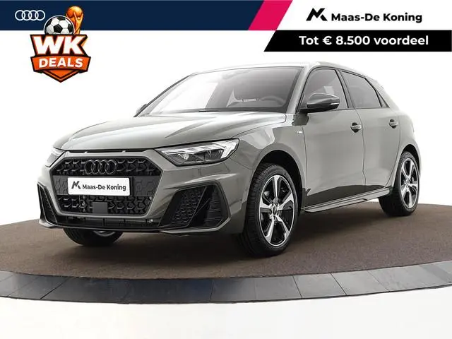 Audi A1 Sportback 25 TFSI S edition 95 PK · Achteruitrijcamera · Adaptive cruise control · Stoelverw...
