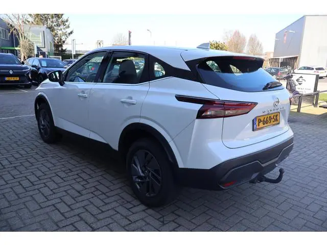 Nissan Qashqai 1.3 MHEV Xtronic Business Access 1e Eigenaar | Volledig onderh | NAP | BTW | Trekhaak...