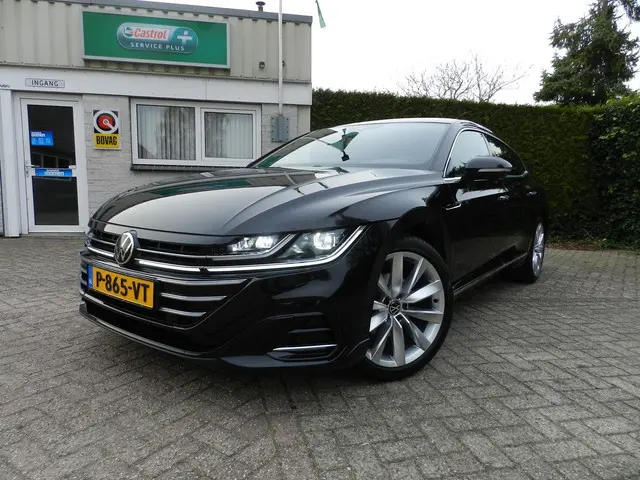 Volkswagen Arteon Shooting Brake 2.0 TSI R-Line Business+ - 140Kw/190PK - ACC - Trekhaak - Digitale...