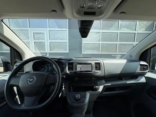 Opel Vivaro 2.0 CDTI 144PK L2 / Camera / Cruise / PDC / Carplay / Navi / Airco / Flippers