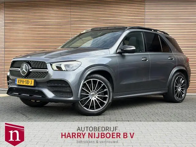 Mercedes-Benz GLE-klasse 350 e 4MATIC AMG / Night pakket HUD Wegklapbare /Trekhaak / LED Burmester /...