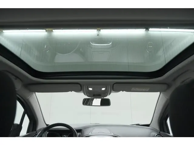 Renault Captur TCe 150 EDC Intens | Panoramadak | Camera | Allseason Banden
