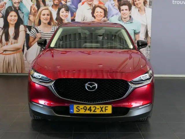 Mazda CX-30 2.0 e-SkyActiv-X M Hybrid Homura - Lage kmstand! - Headup - Stoelverwarming - Adaptive c...