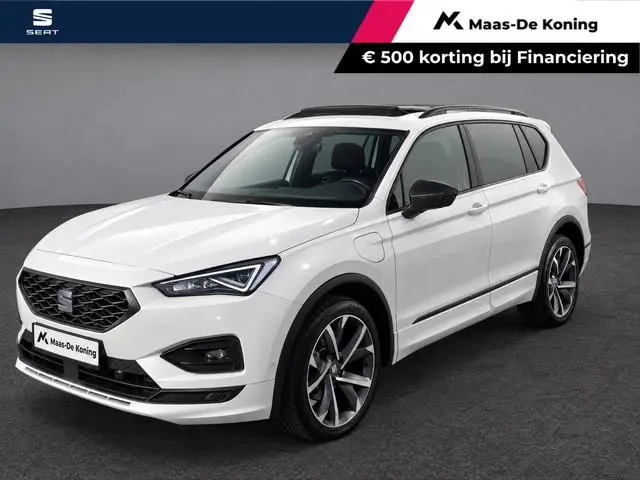 SEAT Tarraco 1.4TSIe-Hybrid 180kW/245PK PHEV FR · Leder · Trekhaak · Panoramadak · Camera · Stoel &...