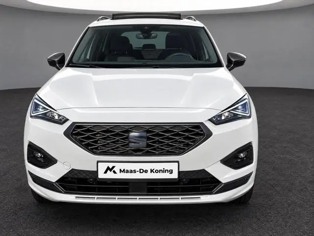 SEAT Tarraco 1.4TSIe-Hybrid 180kW/245PK PHEV FR · Leder · Trekhaak · Panoramadak · Camera · Stoel &...