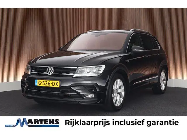 Volkswagen Tiguan 1.5 TSI 150pk DSG ACT R-Line Highline Trekhaak Camera Leder Keyless Stoelverwarmin...