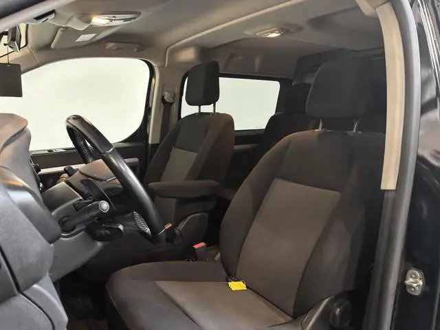 Opel Vivaro 2.0 CDTI Automaat 145 pk L3H1 Dubbele Cabine Airco Navigatie Cruise Control Parkeersenso...