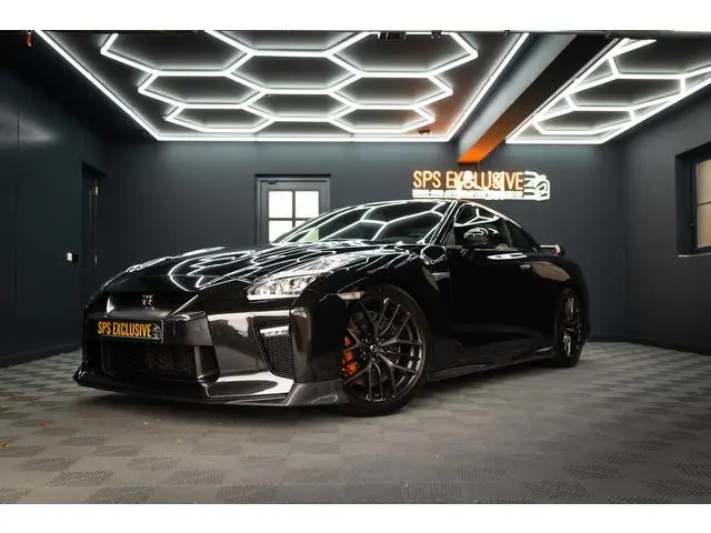 Nissan GT-R 3.8 V6 Black Edition / 1e lak / Bose / Recaro / O.Historie 