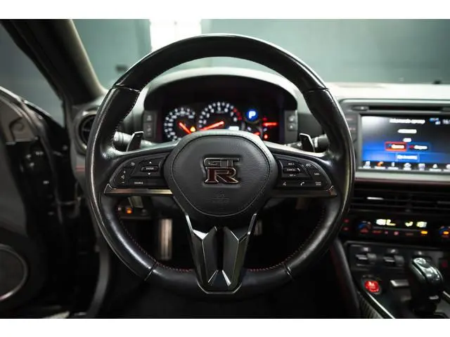 Nissan GT-R