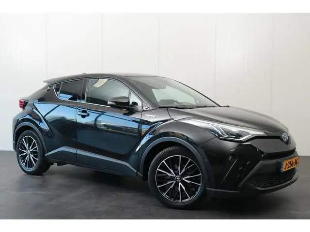 Toyota C-HR 2.0 Hybrid Executive, Leder, Trekhaak, BSM