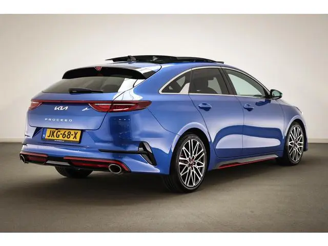 Kia ProCeed 1.6 T-GDi GT | PANORAMADAK | STUURVERWARMING | DAB | APPLE |