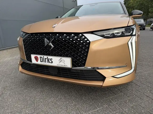 DS DS 4