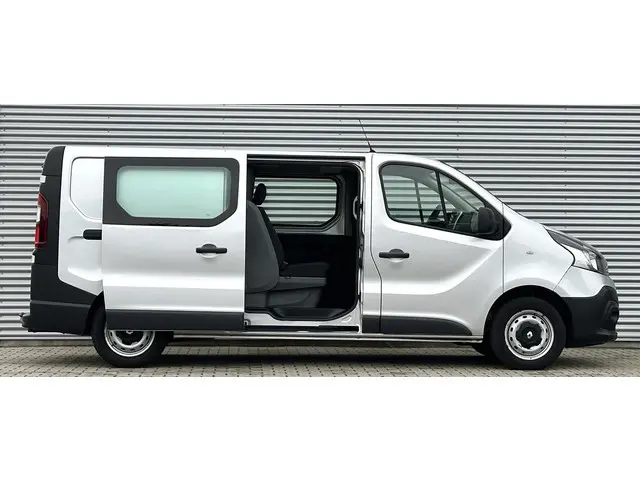 Renault Trafic 1.6 dCi L2 DC Dubbele cabine MARGE btw vrij