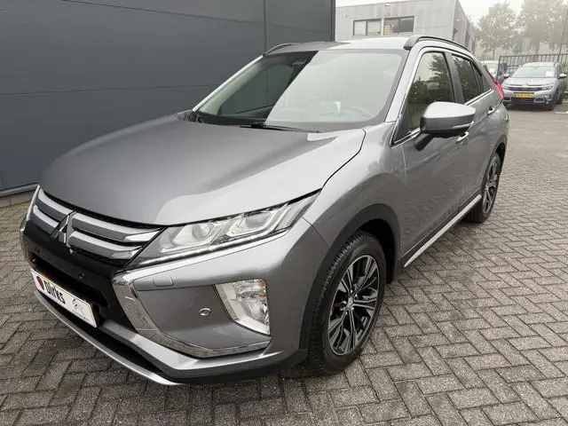 Mitsubishi Eclipse Cross 1.5 DI-T First Edition (Trekhaak (1.600kg) - Camera - Leder incl stoelverwa...