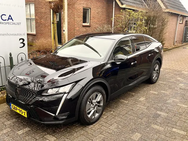 Peugeot 408 1.2 Hybrid 136 e-DCS6 Allure Distributie is/wordt vervangen